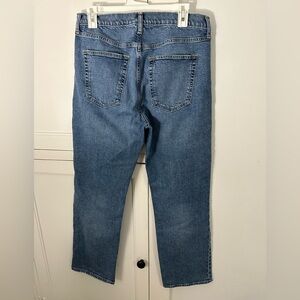 GAP Women's Relaxed Jeans in Classic Blue